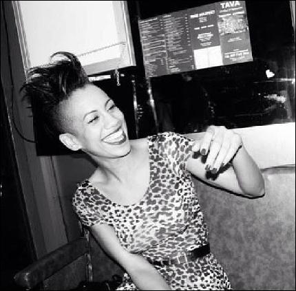 expansetv.ru-dominique-tipper-022 (599x589, 70 kБ...)